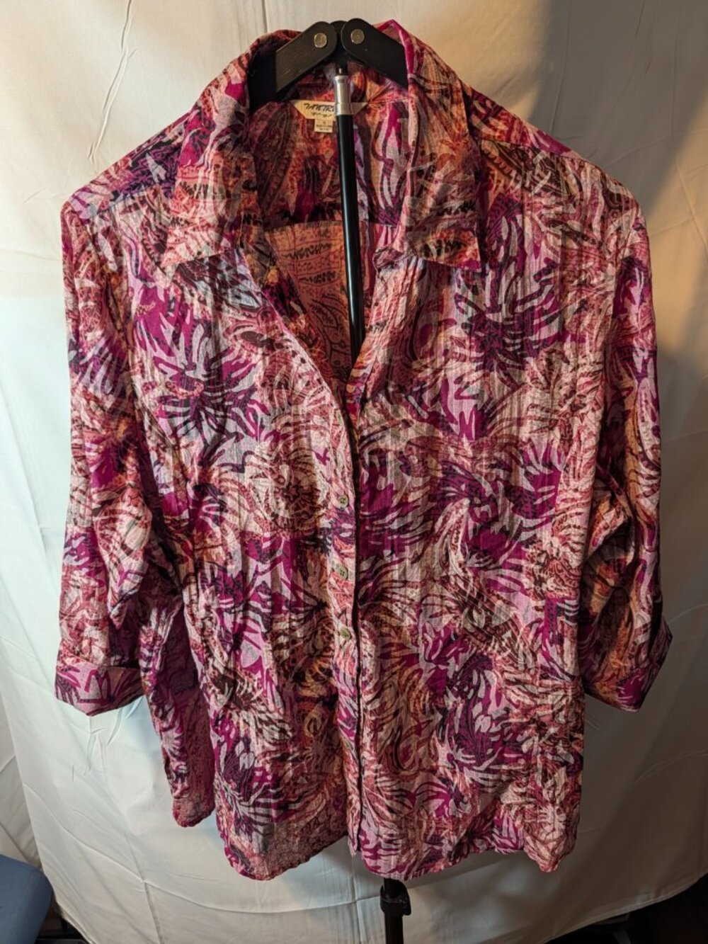 Tantrums Sz XL Women's Burgundy Floral Button up Blouse